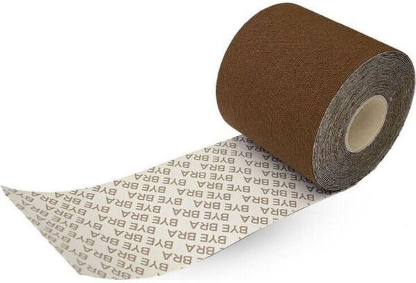Rouleau de ruban adhésif corporel Bye Bra Body Tape de 5 m avec ses cache-tétons marron