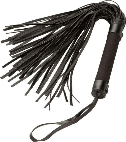 Fouet à franges noir Nocturnal Collection Flogger de CalExotics, avec sa dragonne