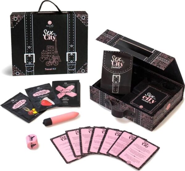 Kit de voyage Secret Play Sex in the City avec ses cartes, le mini-vibromasseur, le dé kamasutra et les dosettes
