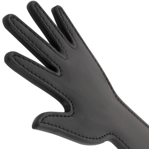 Paddle à pointes Darkness, de couleur noire avec des coutures noires