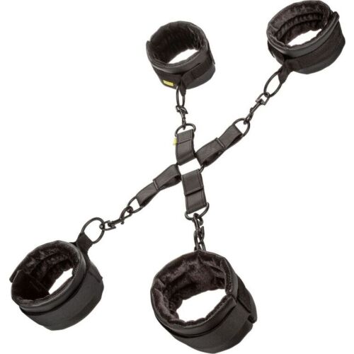 Menottes de fijación CALEXOTICS Boundless Hog Tie pour des jeux intimes